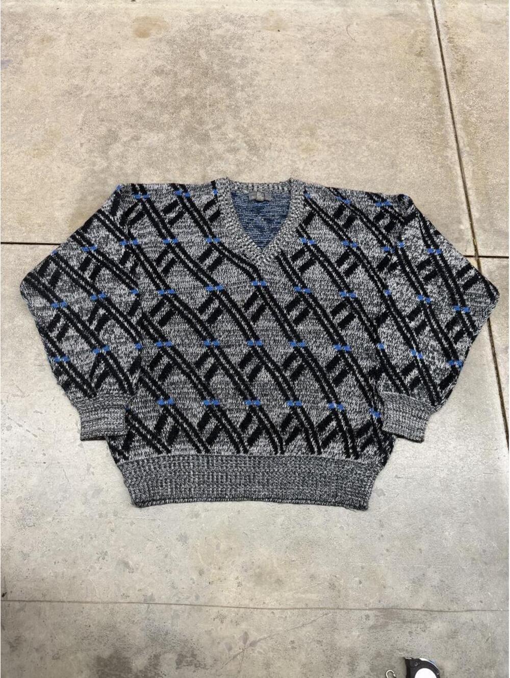vintage sir william grey black and blue v neck knit sweater size xl